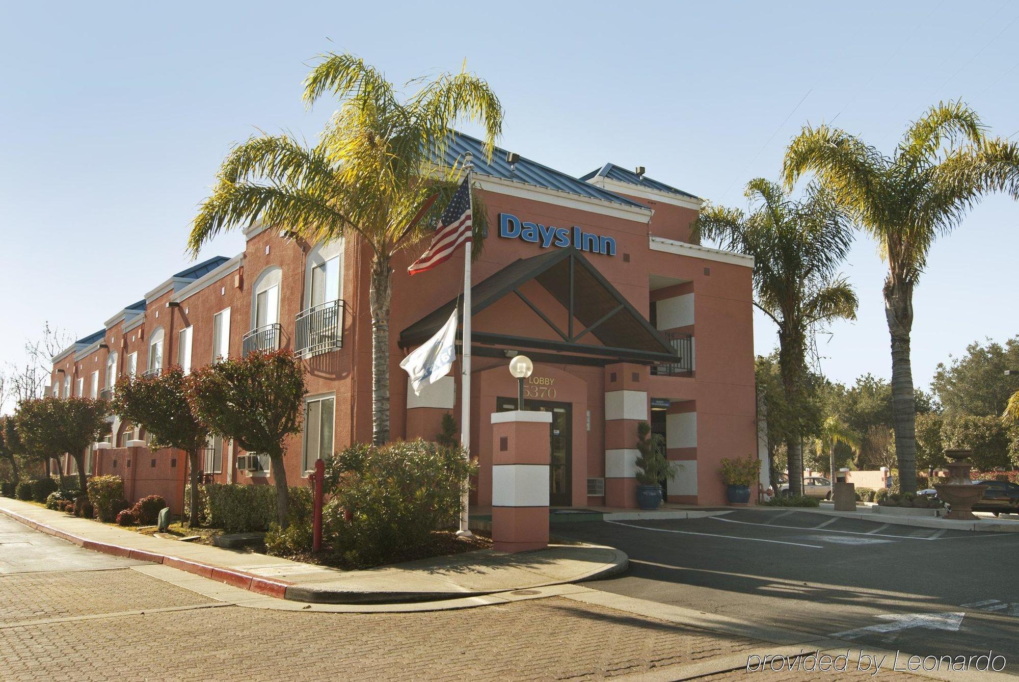 Days Inn By Wyndham Concord Luaran gambar