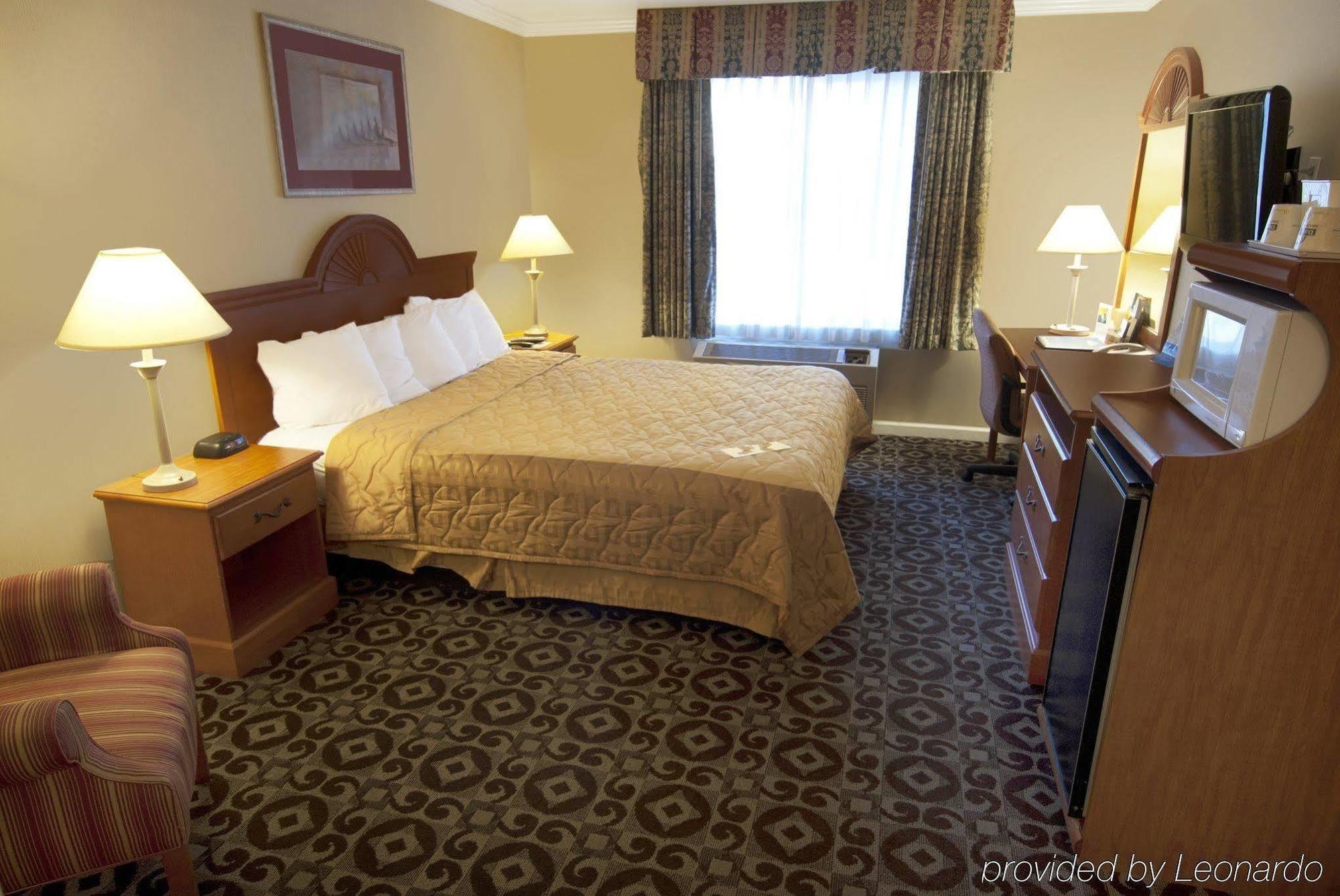Days Inn By Wyndham Concord Luaran gambar